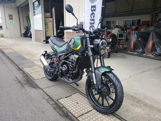ベネリ Leoncino250